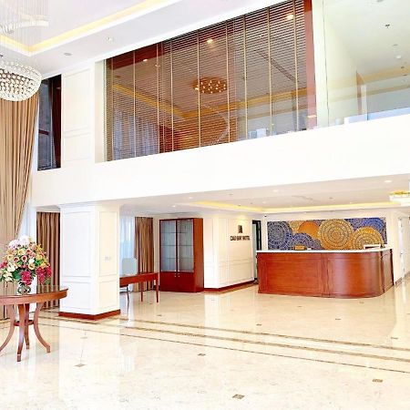 Cau Giay Hotel - By Bay Luxury Hanoi Buitenkant foto