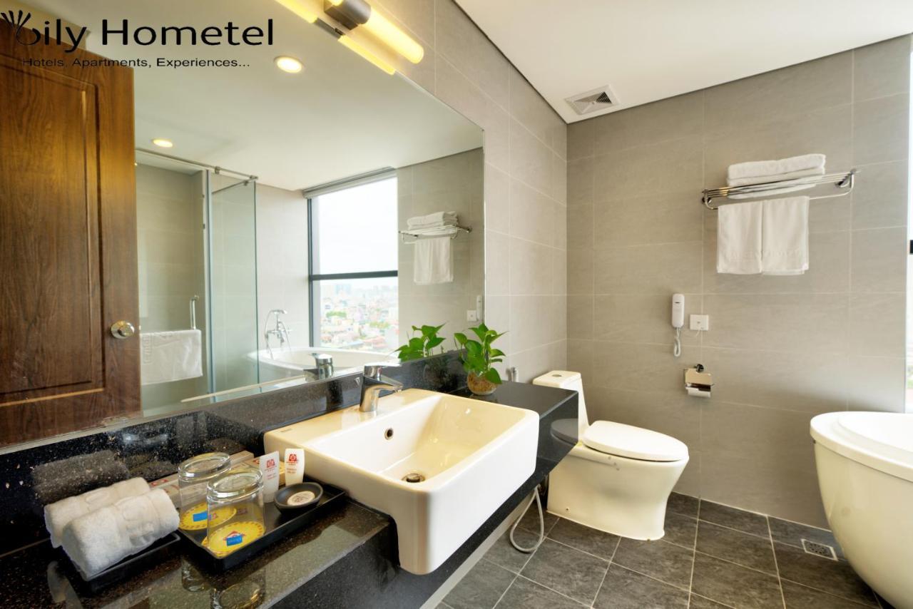 Cau Giay Hotel - By Bay Luxury Hanoi Buitenkant foto