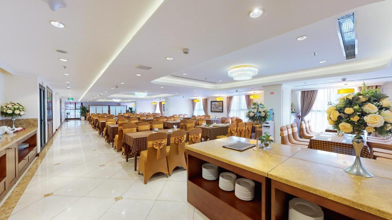 Cau Giay Hotel - By Bay Luxury Hanoi Buitenkant foto