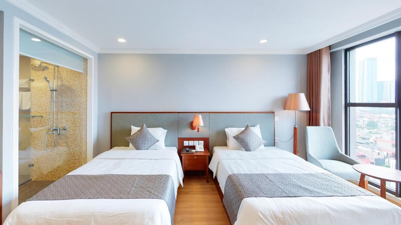 Cau Giay Hotel - By Bay Luxury Hanoi Buitenkant foto